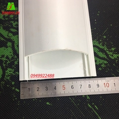Ống luồn dây dạng bán nguyệt D90  TRẮNG (90x22)