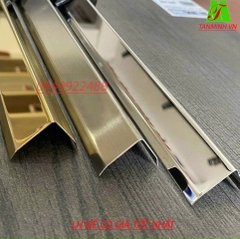 NẸP TRANG TRÍ INOX GẮN LED V40