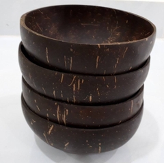 ECO-FRIENDLY COCONUT SHELL BOWLS