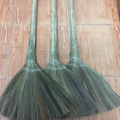 STRAW GRASS BROOM