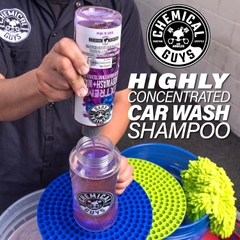 Nước rửa xe bổ sung wax bóng Chemical Guys Extreme Body Wash & Wax - 473ml