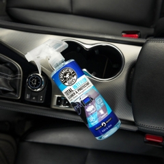 Dung dịch vệ sinh nội thất ALL IN ONE -Chemical Guys Total Interior - 473ml