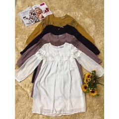 Đầm oversize dài tay phối ren