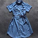 Đầm denim EDC chất mềm mịn mát.