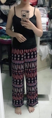 Quần in hoa văn hàng xuất dư
