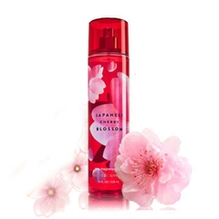 Nứơc hoa toàn thân BATH & BODY WORKS JAPANESE CHERRY BLOSSOM MIST 236ML 