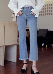 Jean  form ống pat nhẹ. Lửng