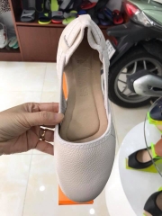 Giày mềm êm