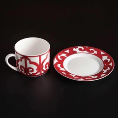 set gồm 1 tách và 1 dĩa