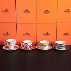 set gồm 1 tách và 1 dĩa