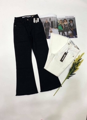 Jean ống loe - lai tua rua new style hai màu đen/ trắng