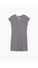 Đầm sọc ngang dáng oversize