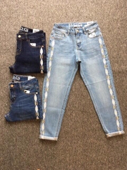 Jean baggy thêu 2 bên cực style