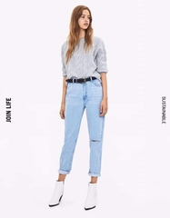 BERSHKA HIGH WAIST MOM JEANS