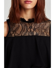 jumpsuit đen phối ren zara