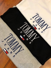 ÁO THUN CỔ TRÒN THÊU TOMMY BORIP