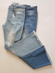 Jean loe ZR wash rách