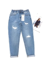 Quần jean lưng thun dây kéo form baggy