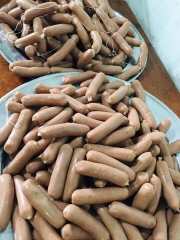 Xúc xích sạch nhà làm, thịt heo đồng bào gialai,