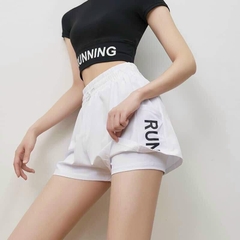 Quần đùi dù 2 lớp Run co giãn có 2 túi
