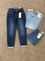 Jean boyfriend size từ 28-34 (