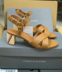 T0MMY SANDAL SIÊU PHẨM HÈ 2024