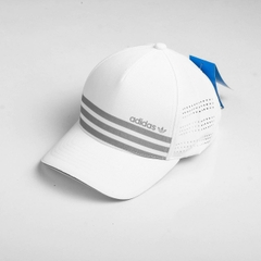 NÓN DÙ ADIDAS