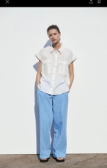 Short sleeves tops.