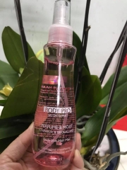 Nước xịt thơm ẩm da & tóc L'ovite