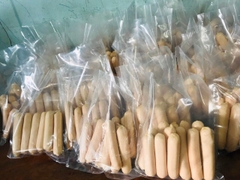Xúc xích sạch nhà làm, thịt heo đồng bào gialai,