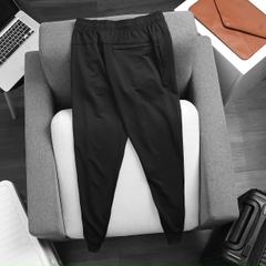 Jogger Puma thun poly 2 da dày mát, co giãn thoải mái. 3 túi khoá kéo