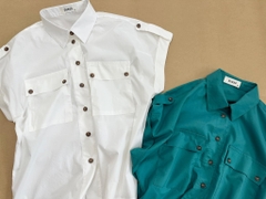 Short sleeves tops.