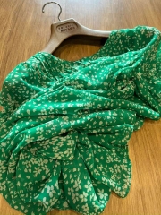 DKNY dress dư xịn.