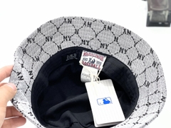 NÓN MLB NY SO COOL CHO NGÀY HÈ NĂNG ĐỘNG