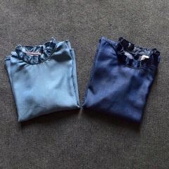 Áo denim lụa mịn.
