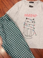 Đồ bộ mặc nhà áo thun cotton và quần kate