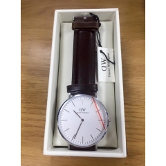 ĐỒNG HỒ DW AUTHENTIC 100%