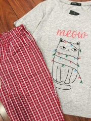 Đồ bộ mặc nhà áo thun cotton và quần kate