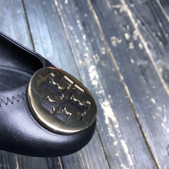 Giày Toryburch