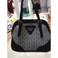#GUESS xịn siêu iu luôn nè.