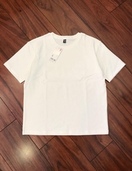 . UNIQLO - ÁO THUN VỀ FORM SUÔN NHƯ WEB