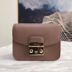  FURLA sz 17