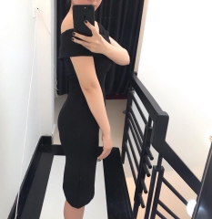 Đầm thun hở vai