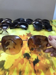 Mắt kiếng Mỹ