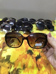 Mắt kiếng Mỹ