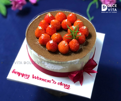 [1175] Bánh Tiramisu trang trí dâu - Gợi ý quà tặng 8/3  (S30-50-90-130)