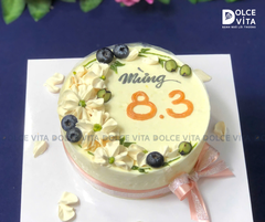 [1176] (20-30-50-60) Mousse bắp ngọt – Bánh 8/3 trang trí việt quất và hoa kem