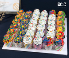 [1817] Set Cupcake trang trí trái tim cầu vồng - dành cho Pride month, cộng đồng LGBT