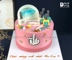 [1527] Bánh Kem Tạo Hình Chủ Đề Mỹ Phẩm – Món Quà Đặc Biệt Cho Người Yêu Thích Làm Đẹp