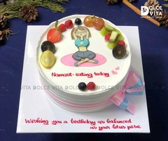 [1842] (40) Bánh Kem Vẽ Hình Cô Gái Tập Yoga – Lời Chúc Khỏe Đẹp & Cân Bằng